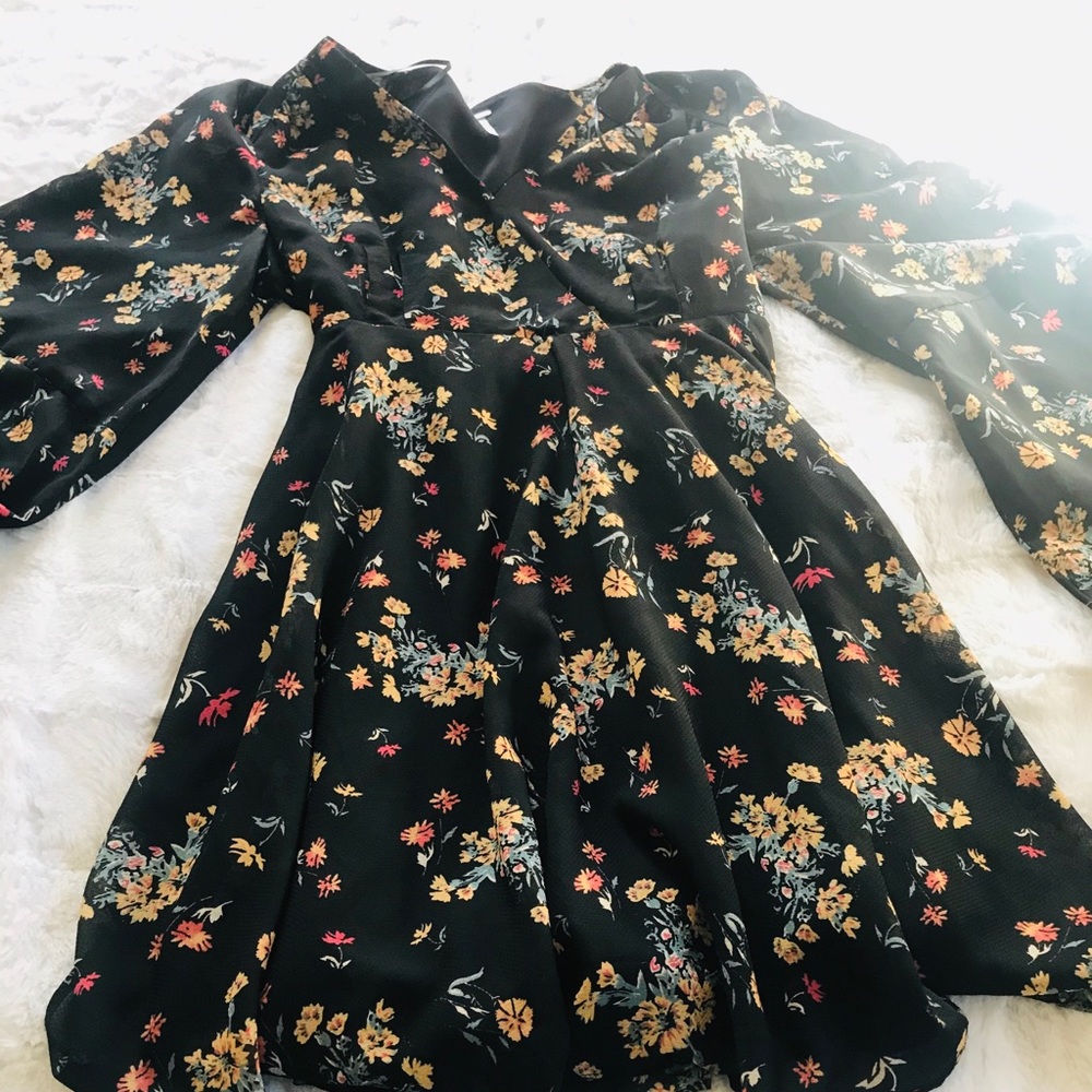 Black Beauties🖤✨ - Picture 10 of 16